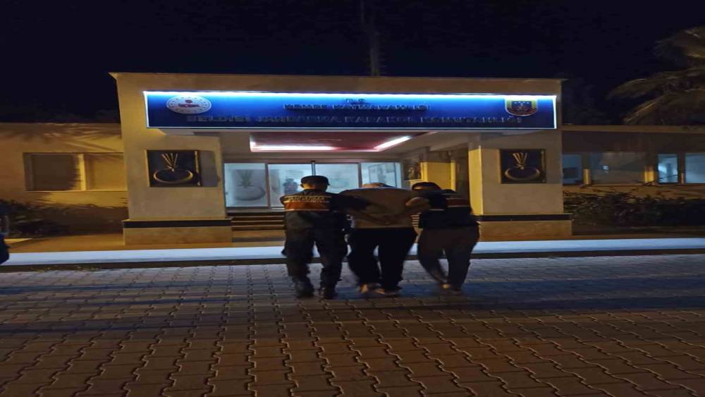 Antalya’da 15 yıl hapis cezası ile aranan şahıs yakalandı