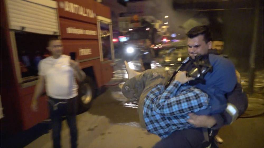 ANTALYA’DA FACİADAN DÖNÜLEN YANGINDA KUNDAKLAMA ŞÜPHESİ