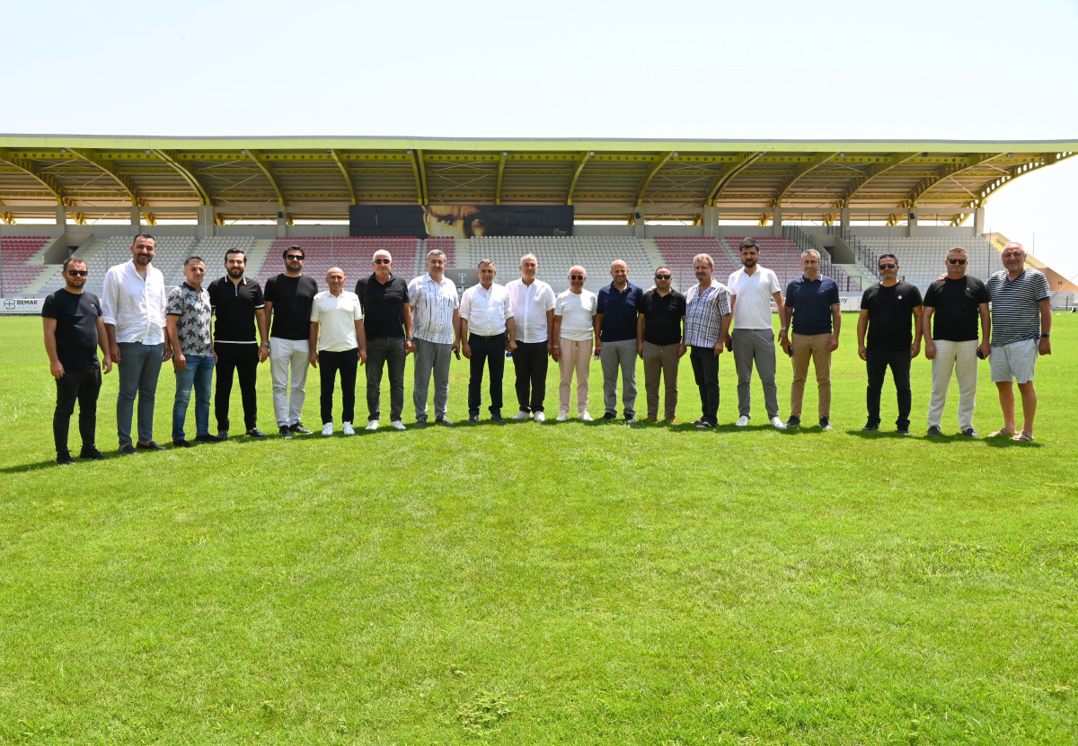 MANAVGAT BELEDİYESPOR KULÜBÜ'NDE  YENİ BAŞKAN NİYAZİ NEFİ KARA SEÇİLDİ