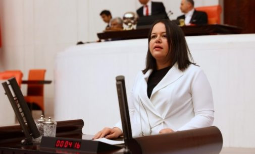 VERGİ PAKETİNİN İLK İMZACISIYDI! AK PARTİLİ VEKİL EŞİNİN ŞİRKETİNİN VERGİ ÖDEMEDİĞİ İDDİALARINI KABUL ETTİ