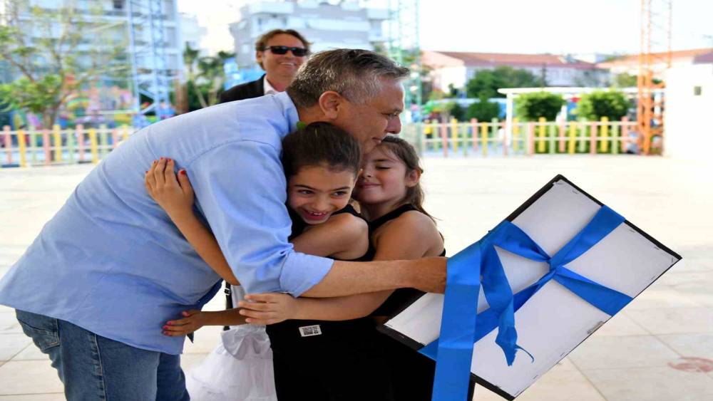 TENEFFÜS PARK’TA BABALAR GÜNÜ KUTLAMASI