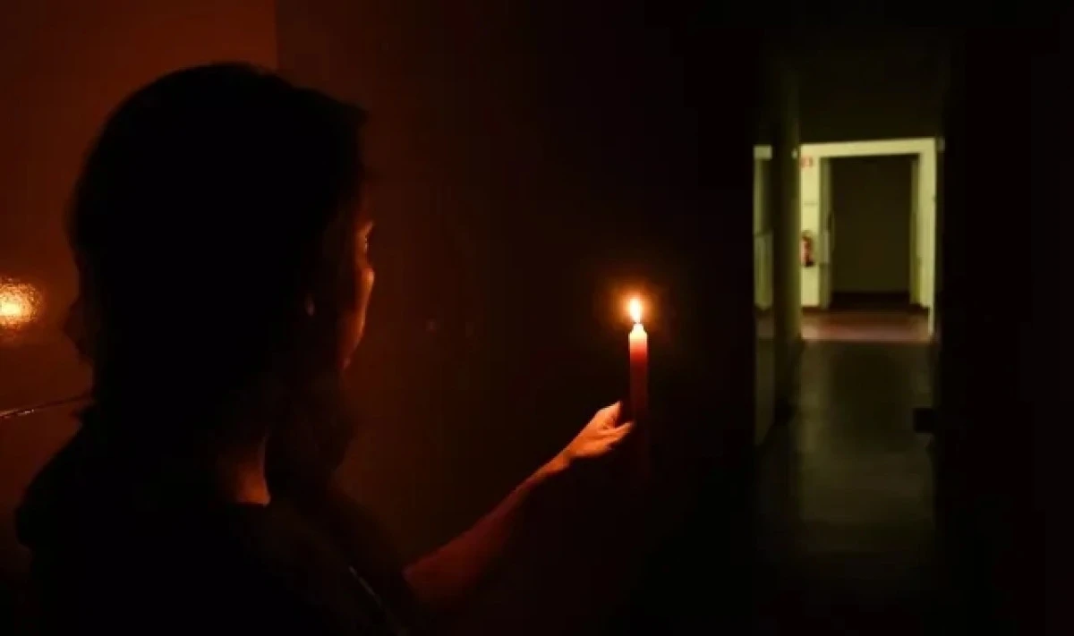 ELEKTRİK KESİNTİLERİ TÜRKİYE'Yİ ETKİLEYECEK Mİ? ENERJİ BAKANI BAYRAKTAR'DAN ENDİŞELENDİREN SÖZLER