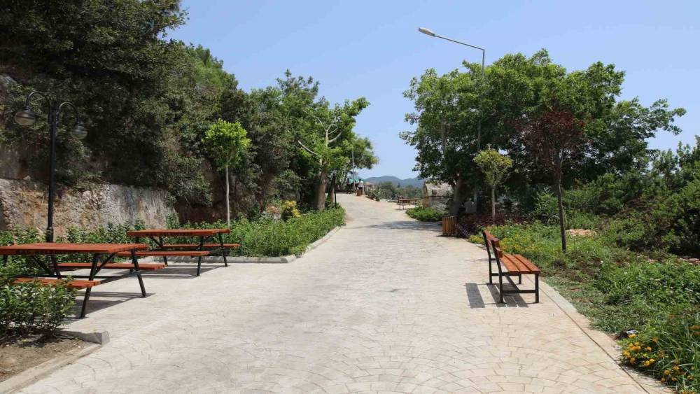 KAŞ KÜÇÜKÇAKIL ÇEVRESİNE YENİ YÜZ