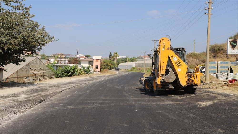 ALANYA BELEDİYESİ’NDEN BATI BÖLGESİNE BÜYÜK ASFALT HAMLESİ