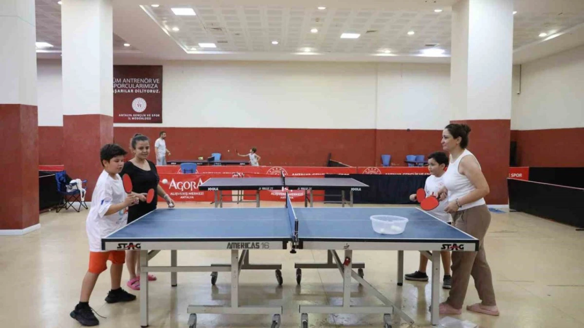Antalya'da Yaz Spor Okulları ile 100 Bin Çocuğa Ulaşılacak