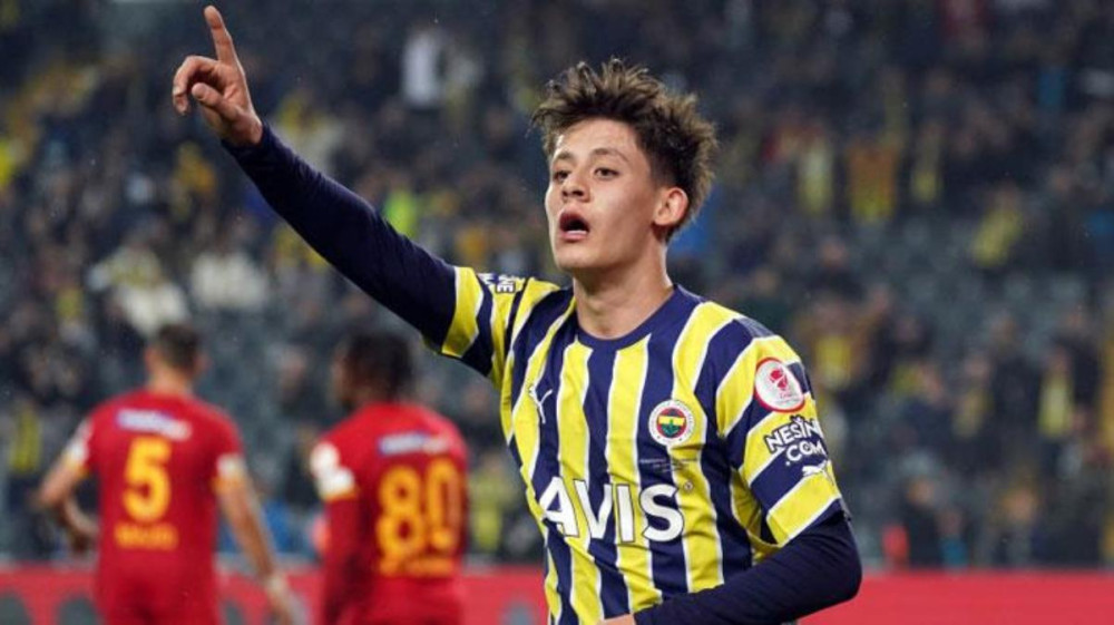 GELECEK VAAD EDEN GENÇ FUTBOLCULAR LİSTESİNDE TEK TÜRK! 'ARDA GÜLER'