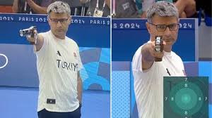OLİMPİYATLARA DAMGA VURAN TÜRK SPORCU YUSUF DİKEÇ: NATÜREL BİR ATICIYIM, YARDIMCI AKSESUAR KULLANMIYORUM