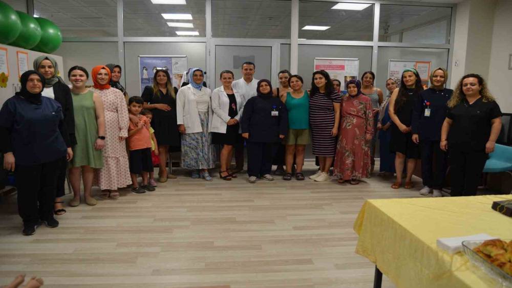 ALANYA’DA ANNE ADAYLARI SERTİFİKALARINI ALDI