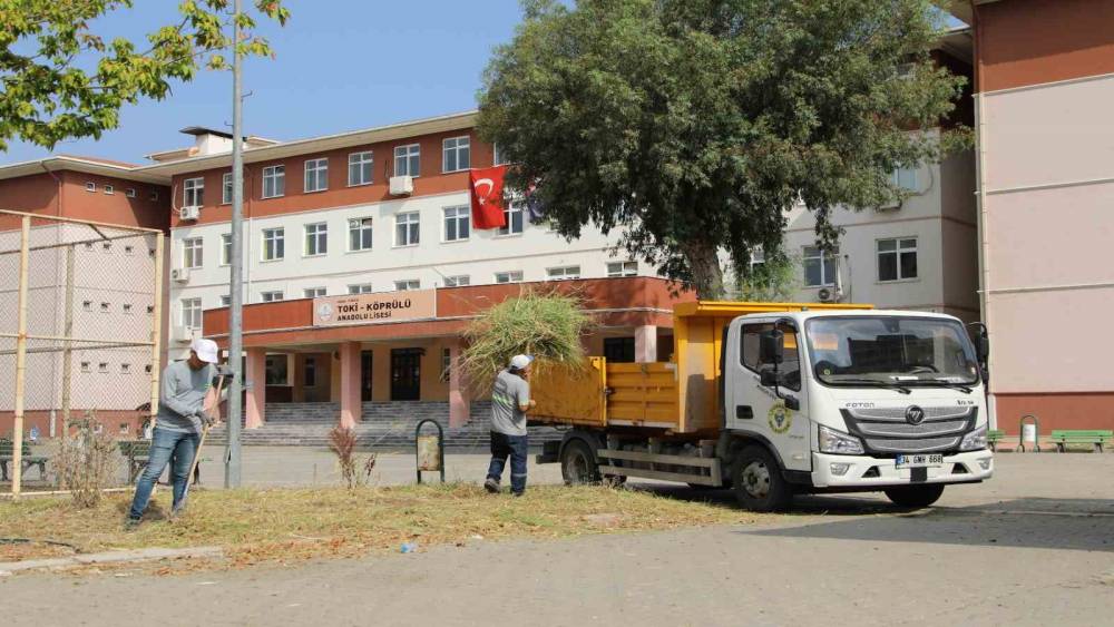 YÜREĞİR BELEDİYESİ OKULLARI YENİ DÖNEME HAZIRLIYOR