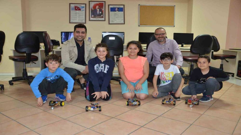 ALANYA ATABEM’DEN BİR İLK BlUETOOTH KONTROLLÜ ARABA PROJESİ