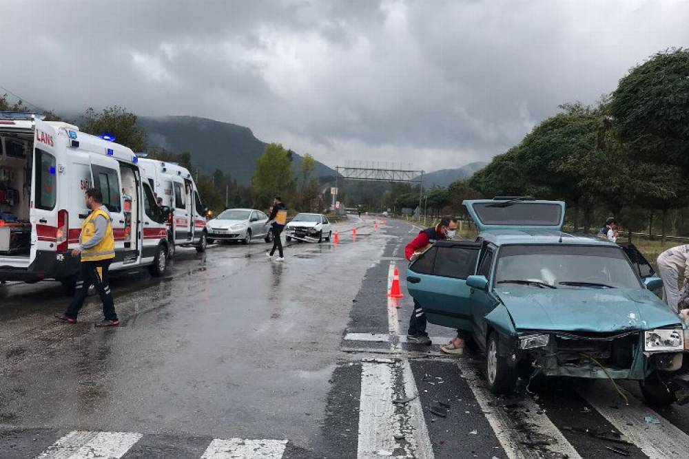 Karayolu Trafik Kaza İstatistikleri yayımlandı... Ağustos'a ve Cuma'ya dikkat!