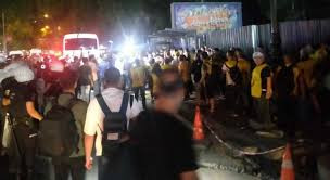 EĞİTİM-SEN PROTESTOSUNA POLİS MÜDAHALESİ! 11 ÖĞRETMEN GÖZALTINA ALINDI