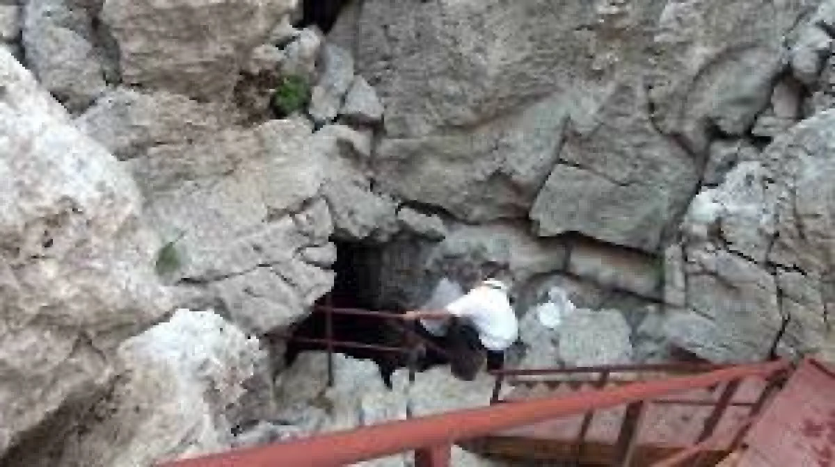 ANTALYA'NIN TOROS DAĞLARINDA DOĞAL BUZDOLABI