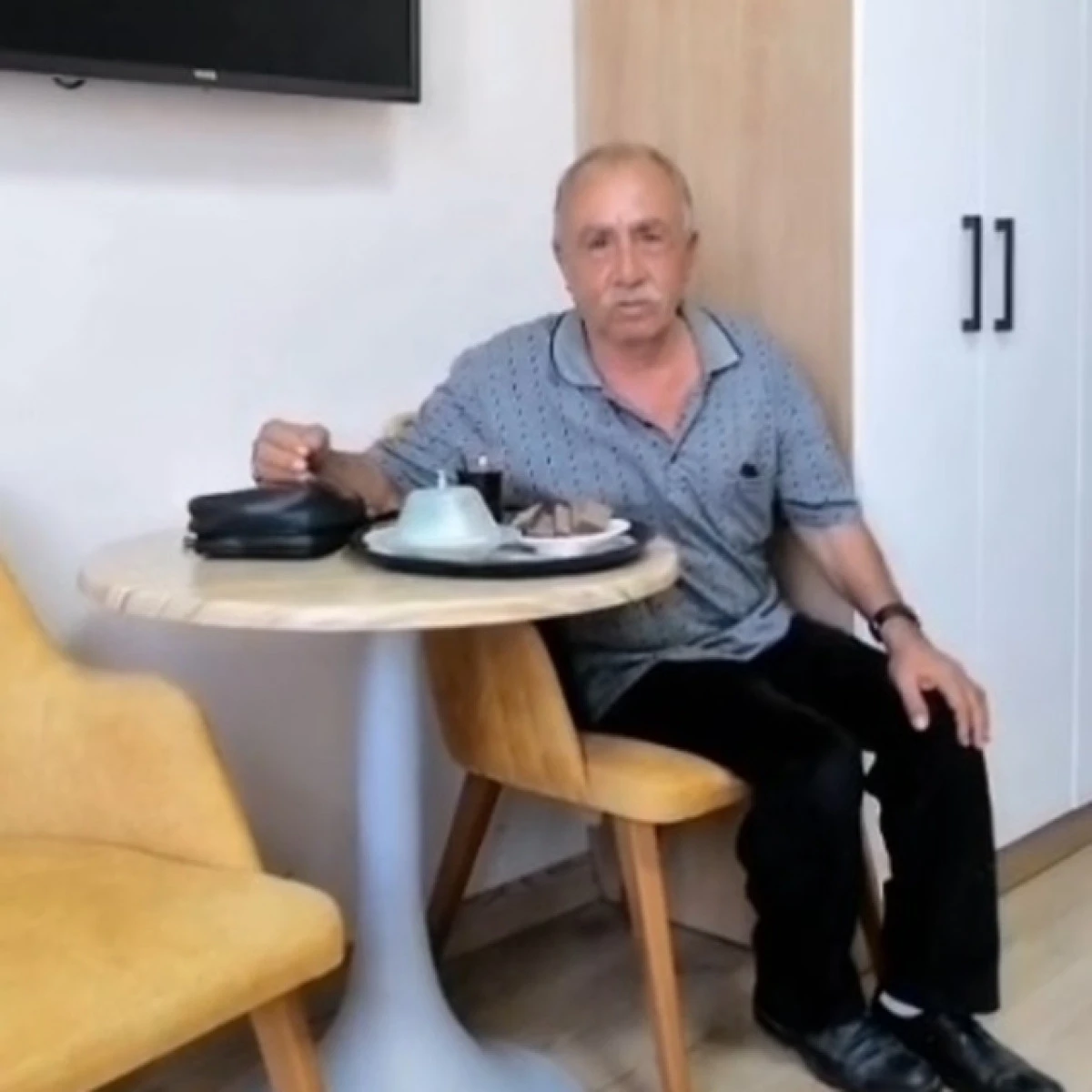 Yalnız Yaşayan Yaşlı Adam Huzurevine Yerleştirildi