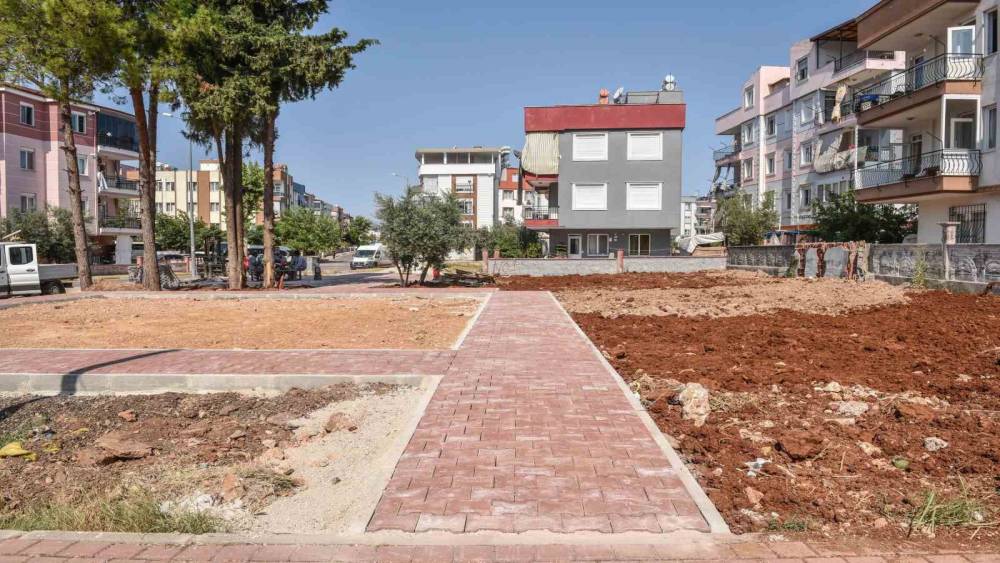 TEOMANPAŞA MAHALLESİ’NE 14’ÜNCÜ PARK