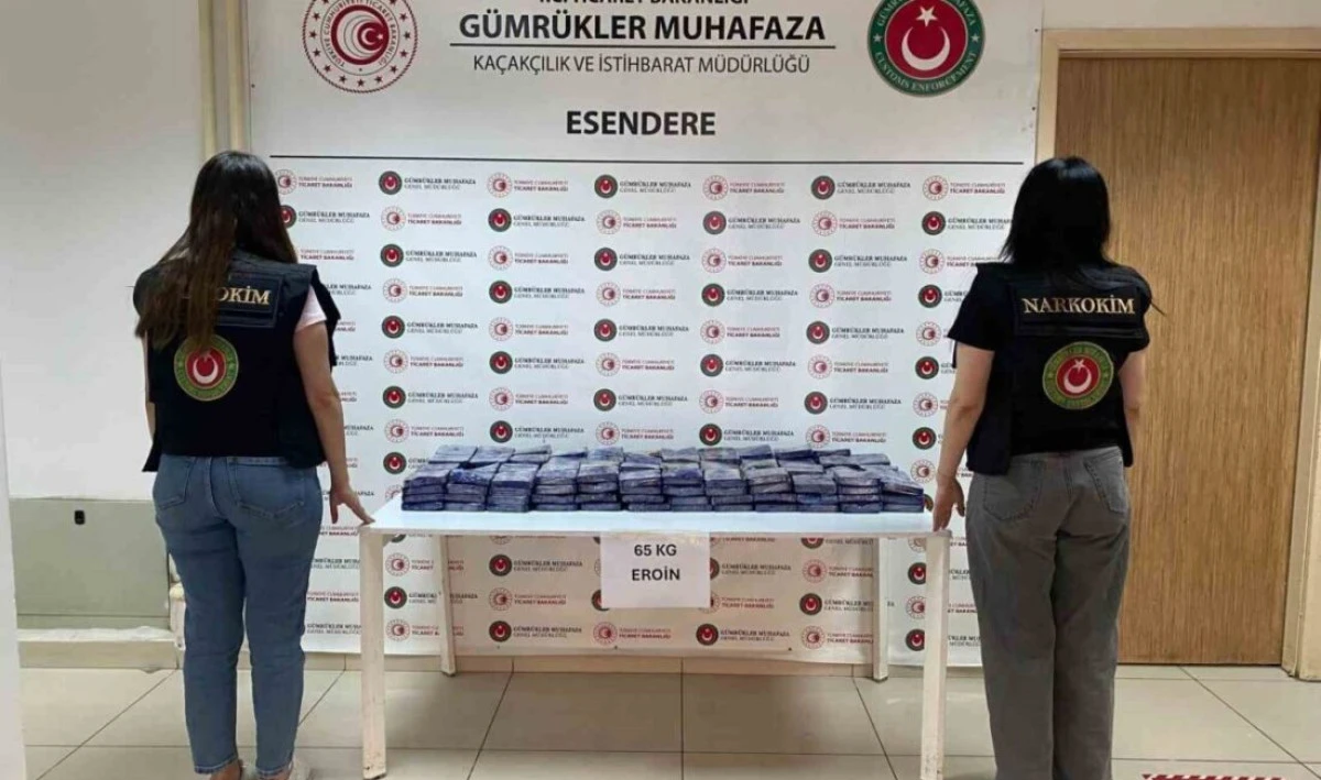 Gümrükler Muhafaza ekipleri dört operasyonda toplam 1 ton 375 kilogram uyuşturucu ele geçirdi