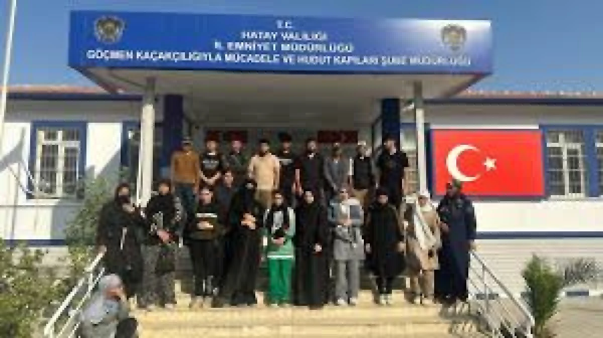 Hatay'da Düzensiz Göçmen Operasyonu: 24 Kişi Yakalandı