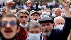 ZAM BEKLENTİLERİ KARŞILANMAYAN EMEKLİLERE ÖZEL AYRICALIKLAR GELİYOR