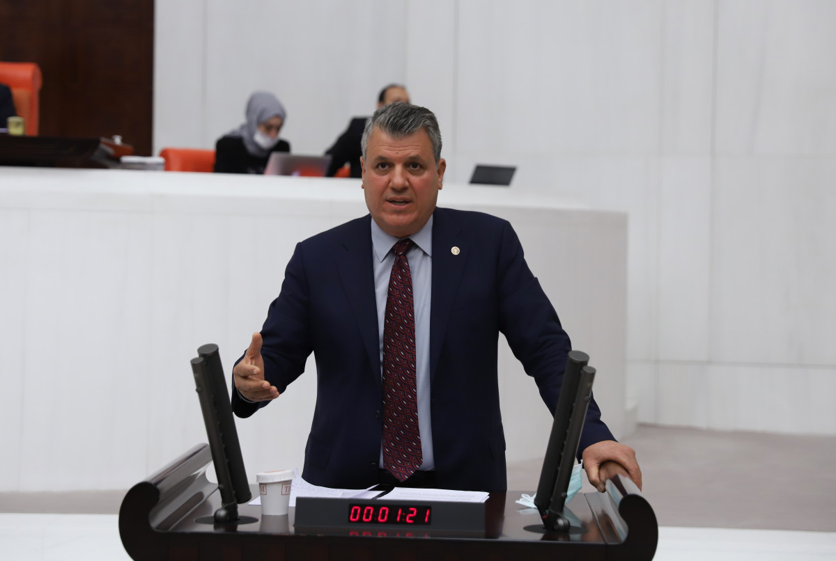 AYHAN BARUT'TAN MECLİS'TE VİZE AMBARGOSUNA TEPKİ!