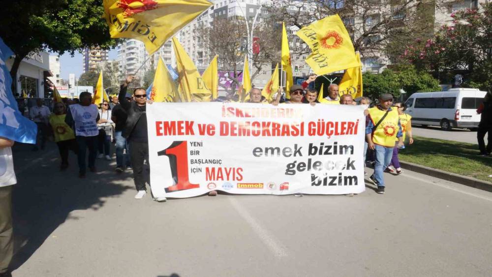Adana’da 1 Mayıs yürüyüşü