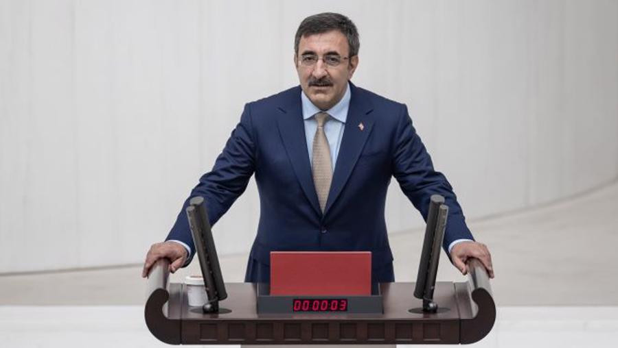 CUMHURBAŞKANI YARDIMCISI YILMAZ, "BAZI ŞİRKETLER GERÇEKTEN VERGİ ÖDEMİYOR" DİYEREK NEDENİNİ AÇIKLADI