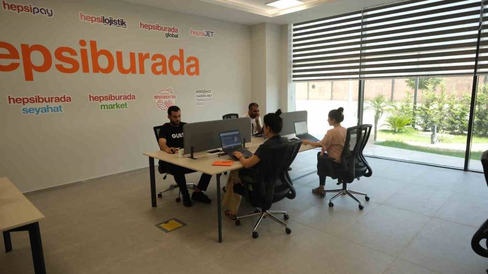 HEPSİBURADA E-TİCARET İHTİSAS MERKEZLERİ’NİN İLKİ ADANA’DA AÇILDI