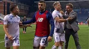 ADANA DEMİRSPOR'UN FUTBOL DİREKTÖRÜNDEN UZUN YILLAR HAFIZALARDAN SİLİNMEYECEK TEPKİ