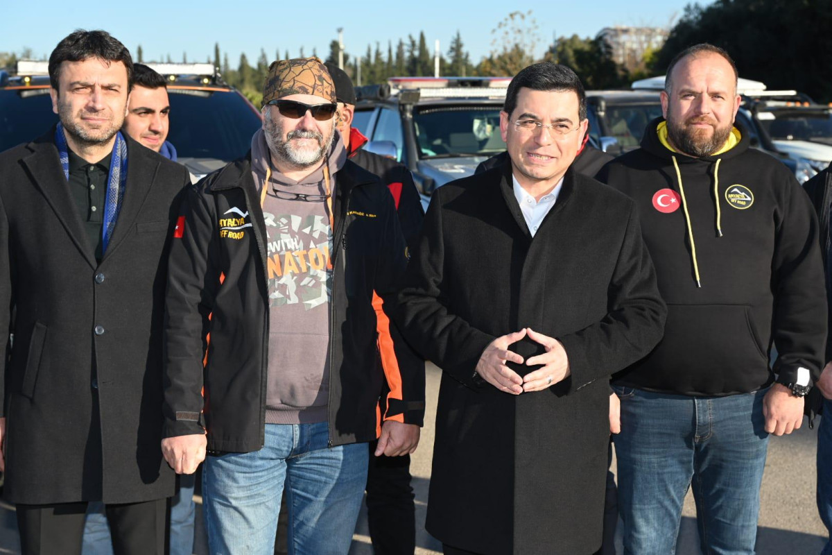 DEPREMİN YIL DÖNÜMÜNDE TÜTÜNCÜ’DEN, ANLAMLI UĞURLUMA