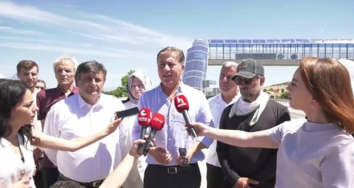 "ÜST DÜZEY GÖREVLİLER HAKKINDA TEK BİR DAVA AÇILMAMIŞ OLMASI BU ÜLKE AÇISINDAN YÜZ KARASIDIR"
