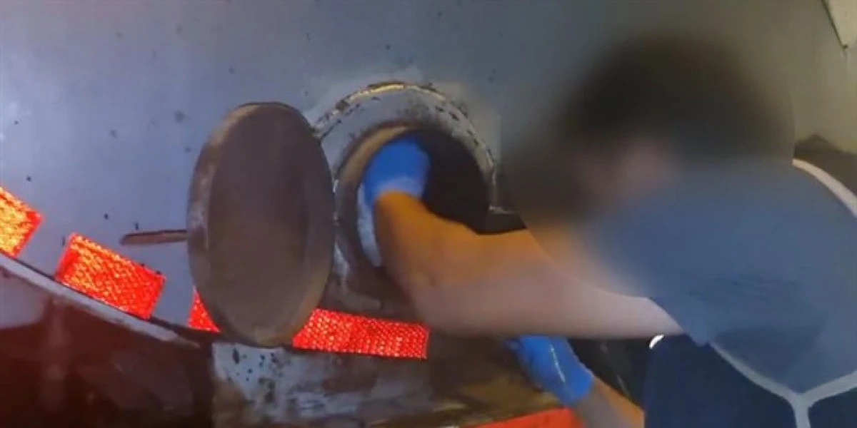 AKARYAKIT TANKERI DEĞIL, KAÇAK SIGARA DEPOSU