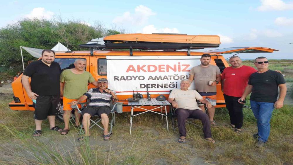 DEPREMDE ÖNEMLİ KATKI SAĞLAYAN AMATÖR TELSİZCİLER TATBİKAT GERÇEKLEŞTİRDİ
