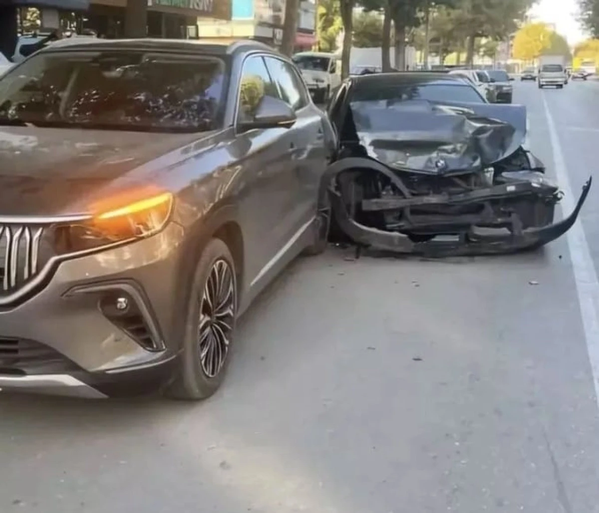 BMW TOGG'A ÇARPTI! SONUÇ BAKIN NE OLDU
