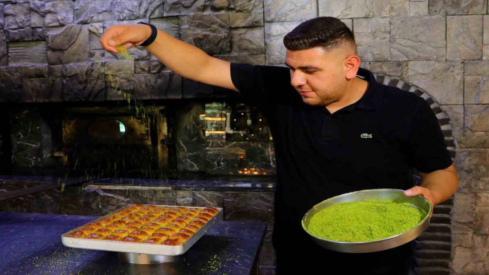Ucuz baklavada ‘yer fıstığı’ oyunu