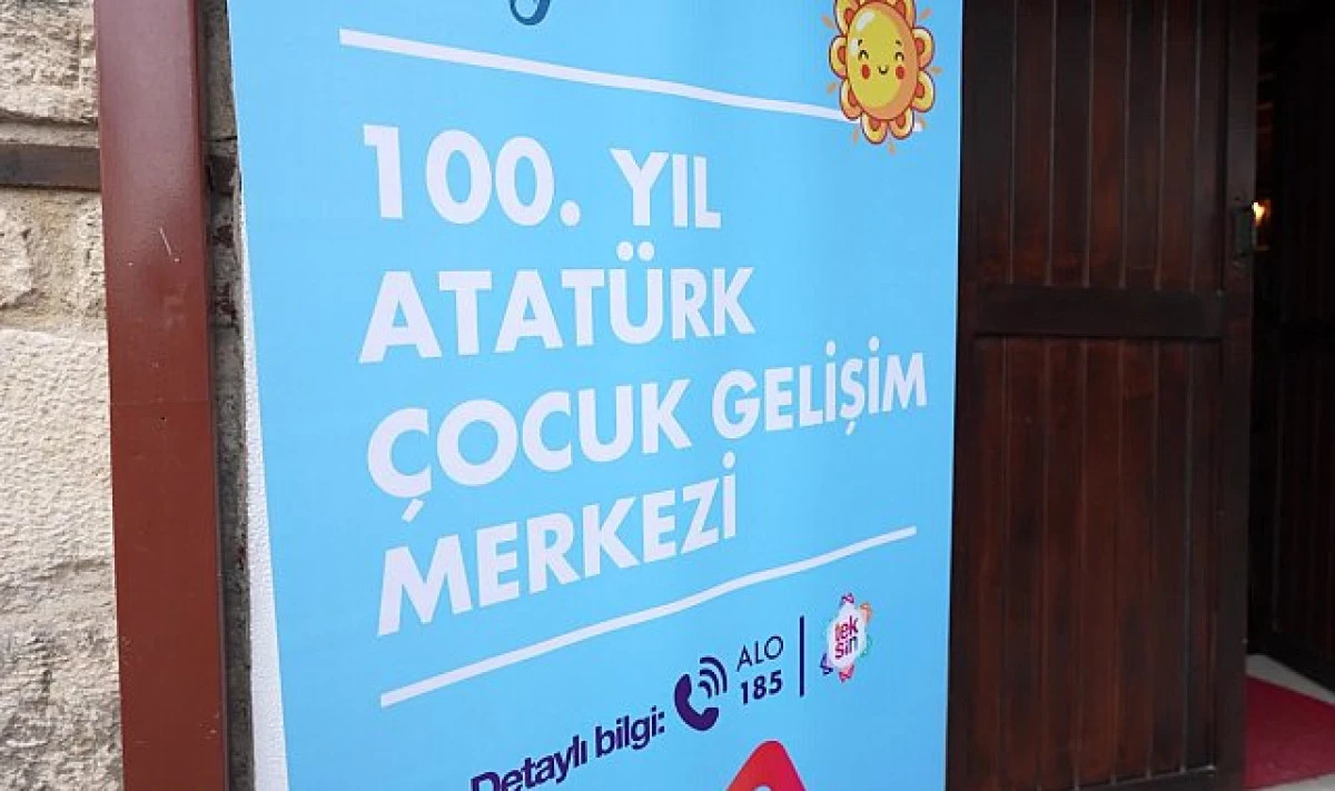 Mersin'de çocukların fırçasından çıkan eserler, TADEKA'da sergileniyor