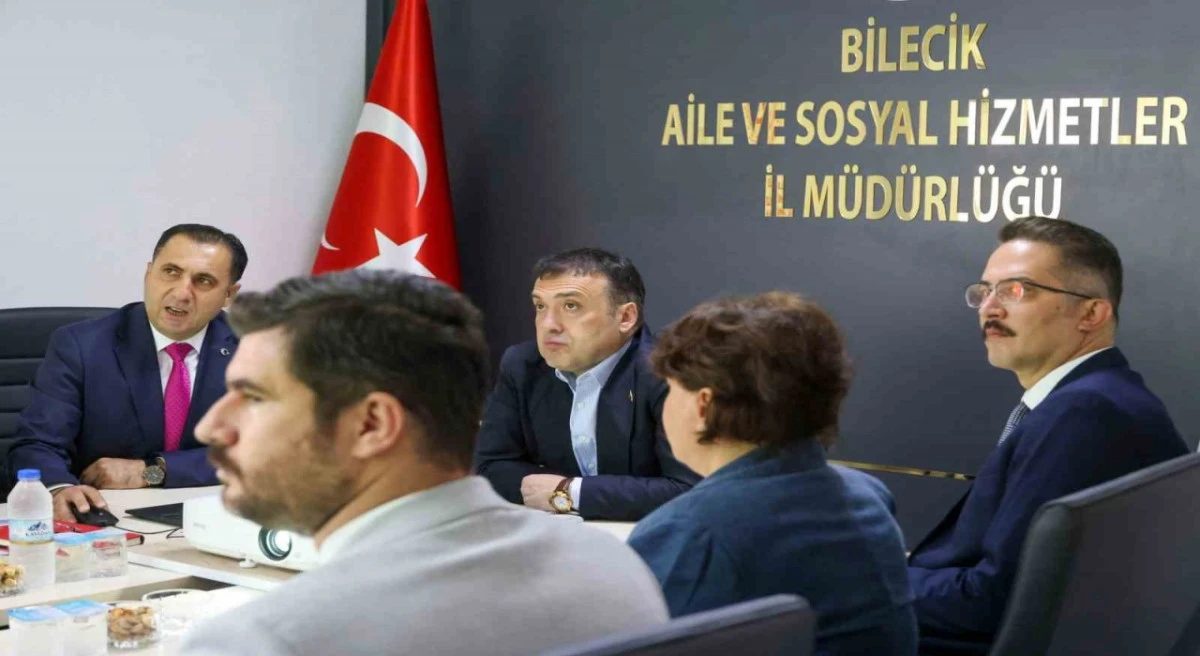 Bilecik Valisi, Sosyal Hizmetler Müdürlüğü'nü Ziyaret Etti
