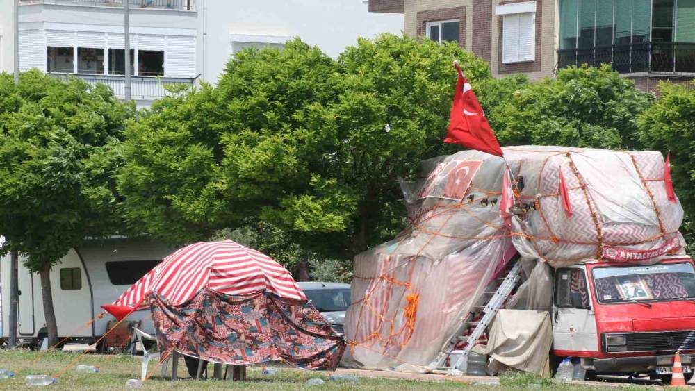 DENİZE SIFIR TATİLE YASAK