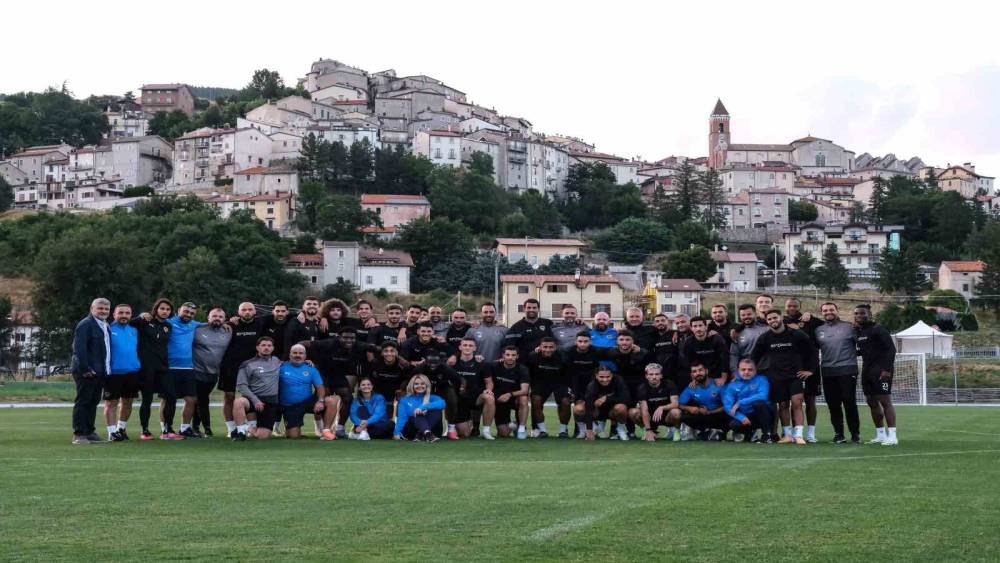 HATAYSPOR, İTALYA’DA İLK ANTRENMANINI YAPTI
