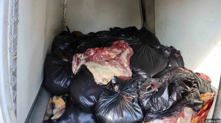 1.5 TON AT VE EŞEK ETİ YAKALATAN ŞAHIS: AKRABALARIMA DAĞITACAKTIM
