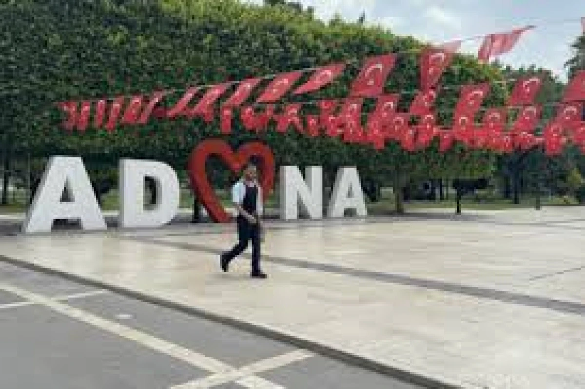 ADANA, MERSİN, OSMANİYE'DE AŞIRI SICAK HAVA VATANDAŞLARI BUNALTIYOR