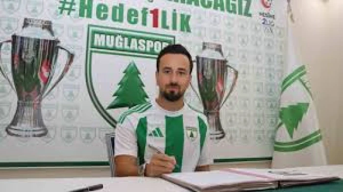 MUĞLASPOR SEDAT ŞAHİNTÜRK İLE ANLAŞTI