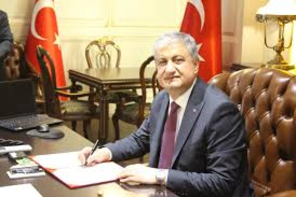 ADANA VALİSİ GÖREVE BAŞLADI, İLK MESAJI SUÇ İŞLEYENLERE OLDU