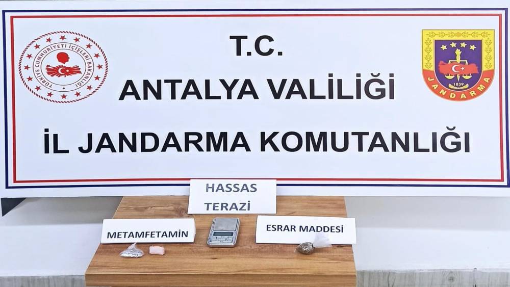 ANTALYA’DA JANDARMADAN UYUŞTURUCU OPERASYONLARI