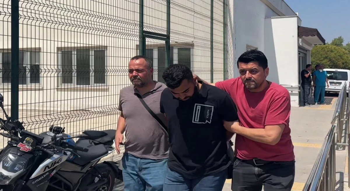 ADANA'DA 5 KİŞİLİK AİLENİN UYURKEN EVLERİNİ YAKAN ŞÜPHELİ TUTUKLANDI