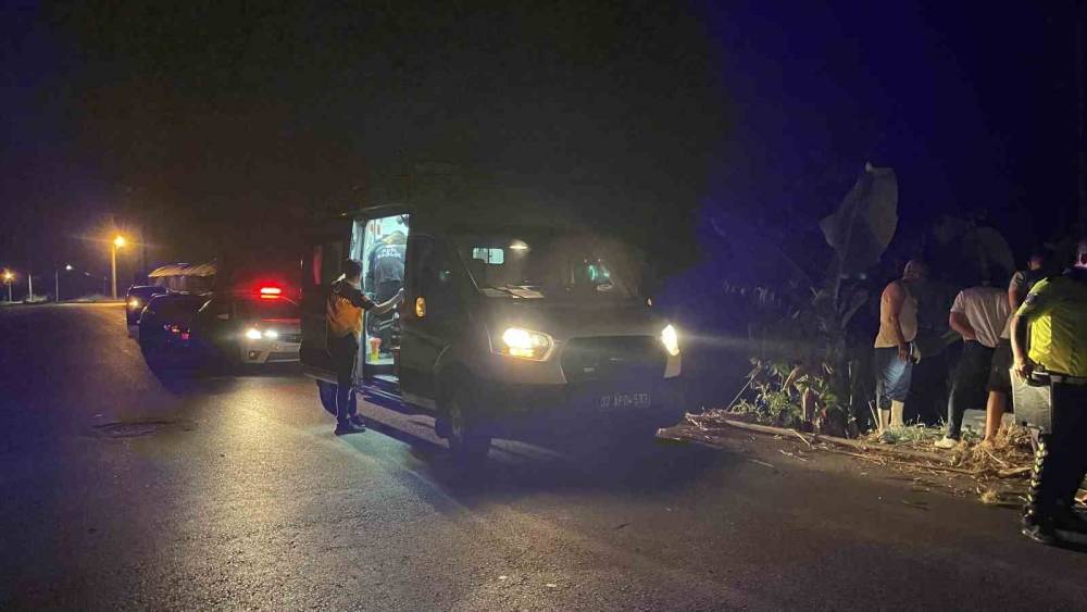 Gazipaşa’da 2 motosiklet kafa kafaya çarpıştı