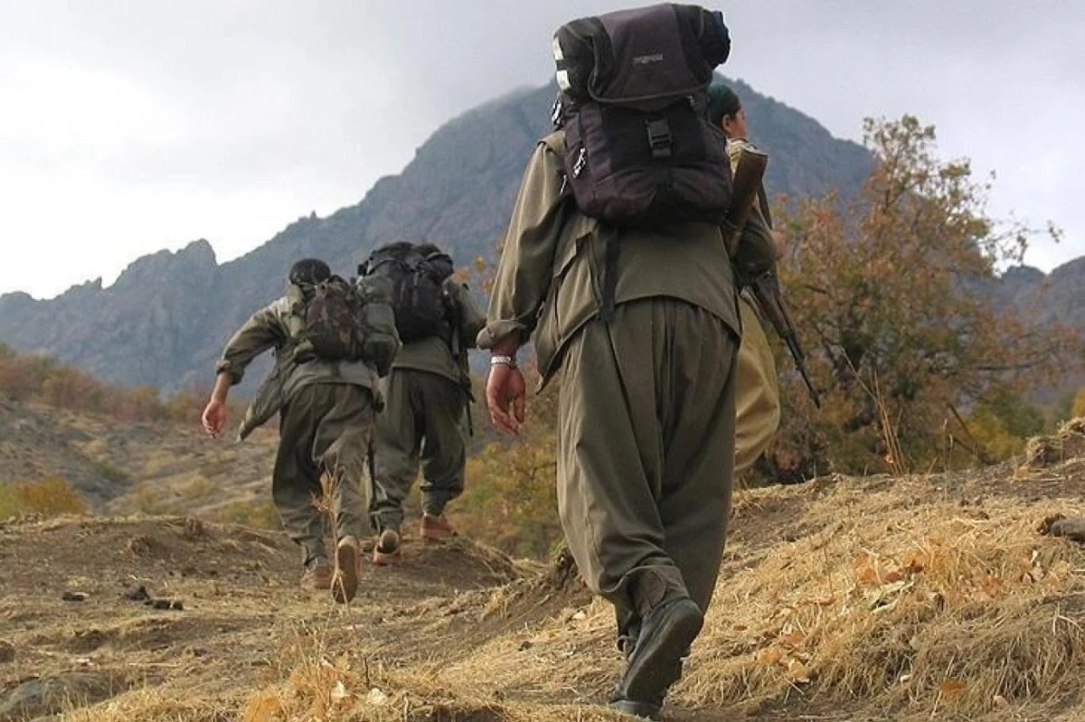 TARİHİ GÜN! PKK KENDİNİ FESHETTİ, SİLAH BIRAKTI