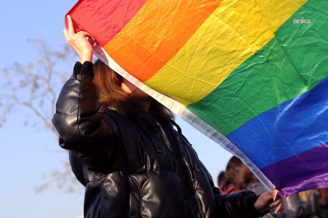 LGBT