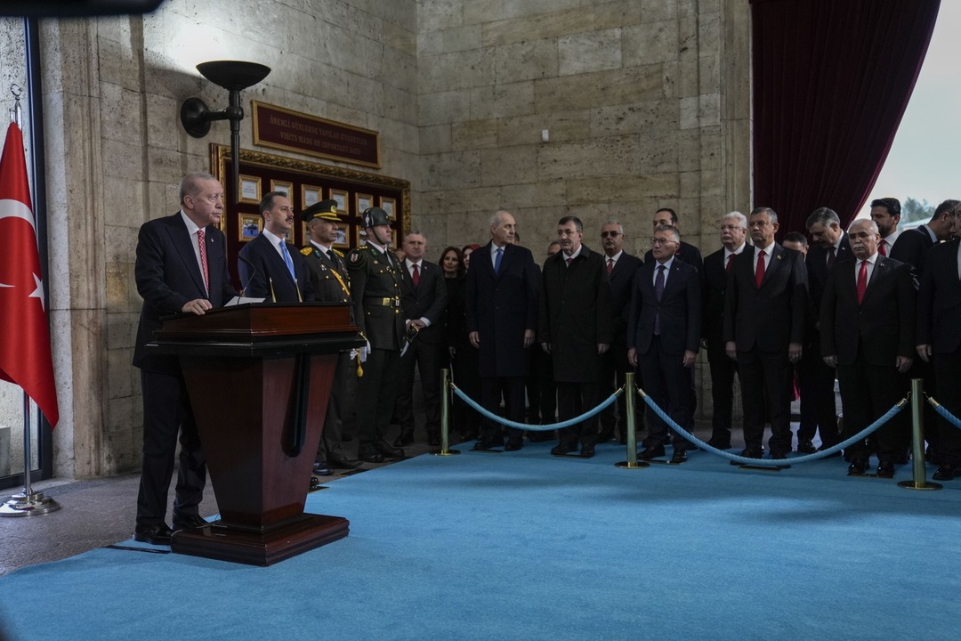 anitkabir_erdogan.jpg